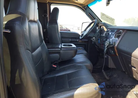 2009 Ford F-250 Fx4/Lariat/Xl/Xlt z USA, uszkodzony, nr VIN 1FTSX21519EB15670